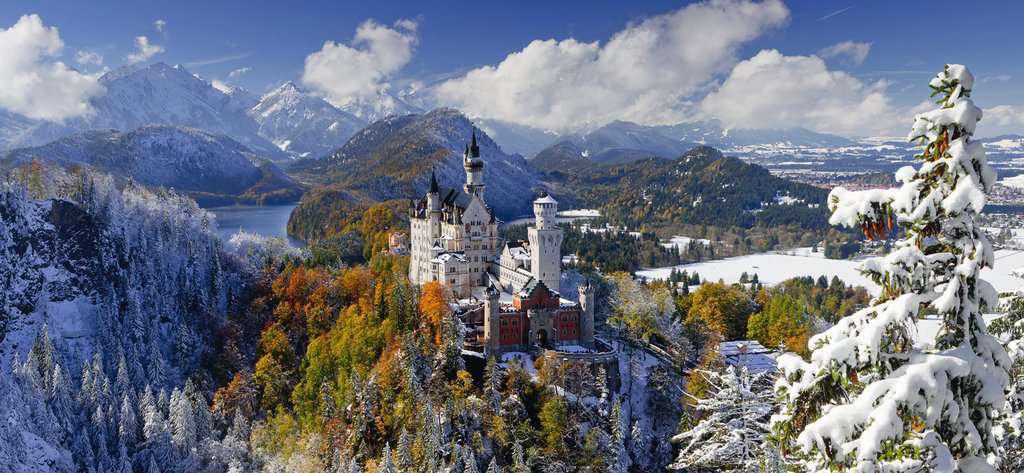 Neuschwanstein Castle Panoramic (Ravensburger 2000pc)