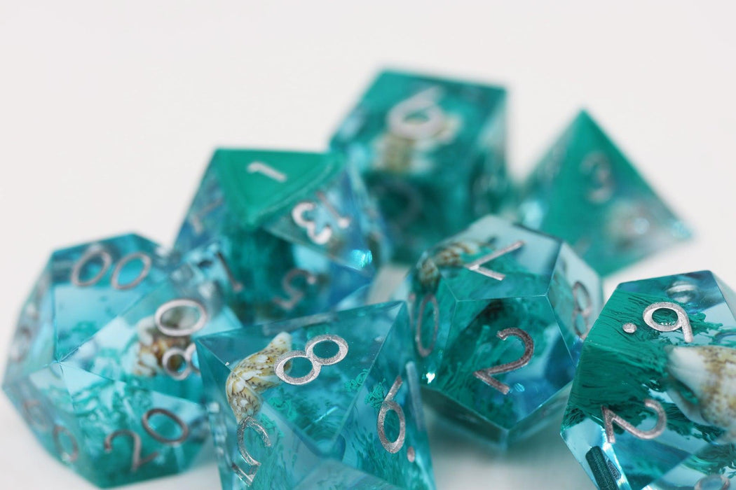 Teal Coral & Sea Snail (Resin 7-Die RPG Set)